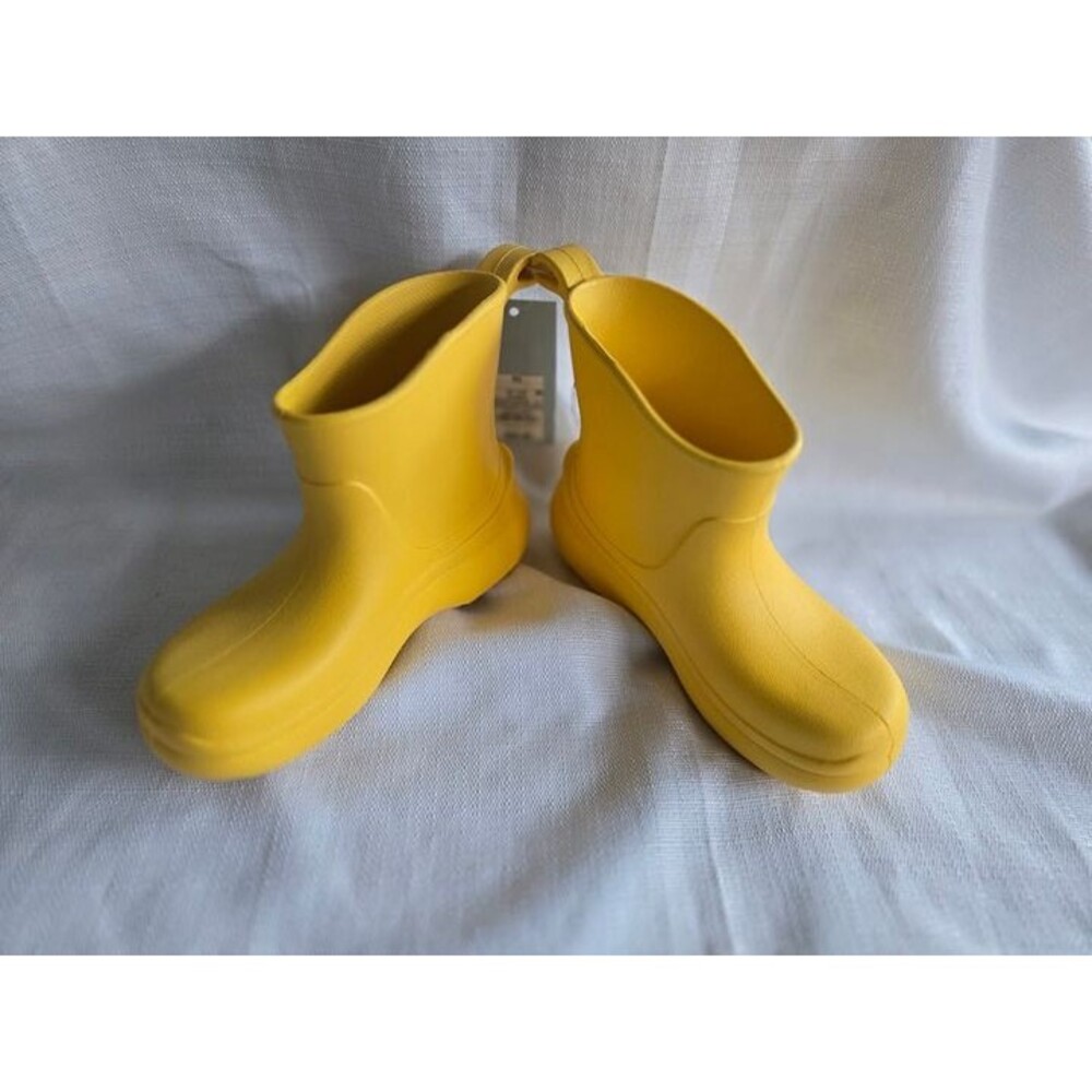 Cat & Jack Yellow Rain Boots - Kids Boys Girls size 11 Toddler - NEW